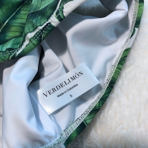 NEW Verdelimon Bikini Top criss cross adjustable back Colombia foliage leaves S - Picture 7 of 7